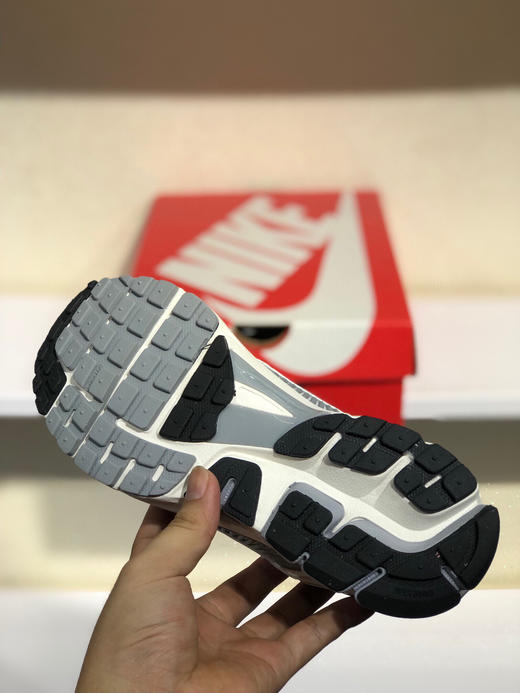 夏日特惠💰360 Nike Air Zoom Vomero 5 气垫 复古跑鞋 商品图3