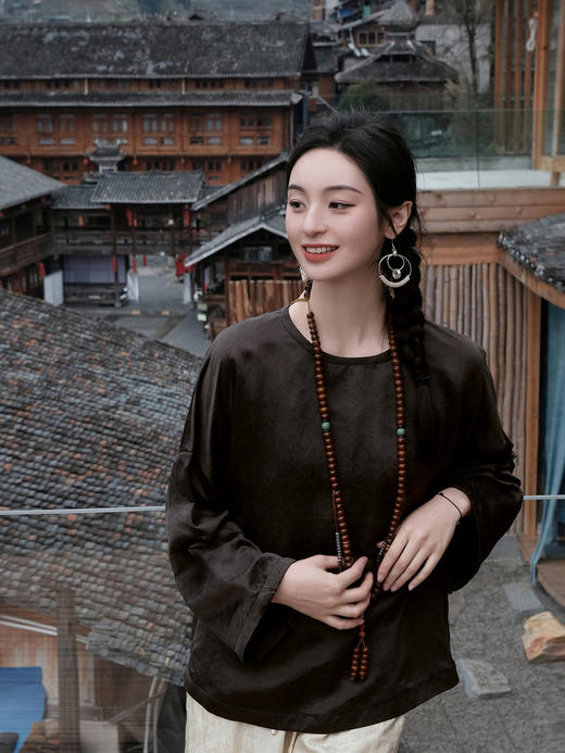 盛唐婧 |真丝重缎龟裂纹上衣 商品图4