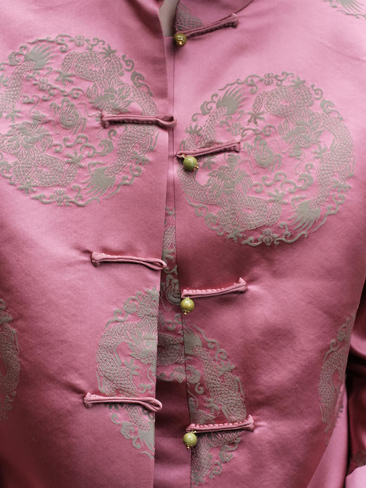 微瑕秒杀 |盛唐婧 |真丝库缎龙纹外套-粉色[特价品](特殊商品不退不换) 商品图2