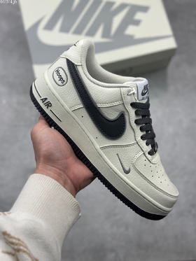 夏日特惠💰430 海外限量发售 公司级 Nike Air Force 1 Low “Hoops” 米深灰小勾空军一号低帮休闲板鞋