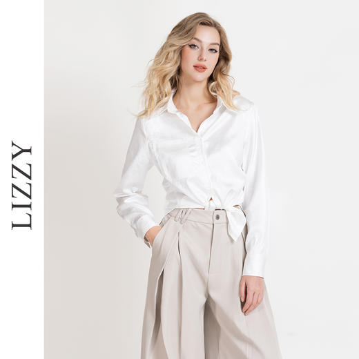LIZZY 早秋时尚摩登翻领垫肩暗纹修身气质长袖衬衫7983 商品图1