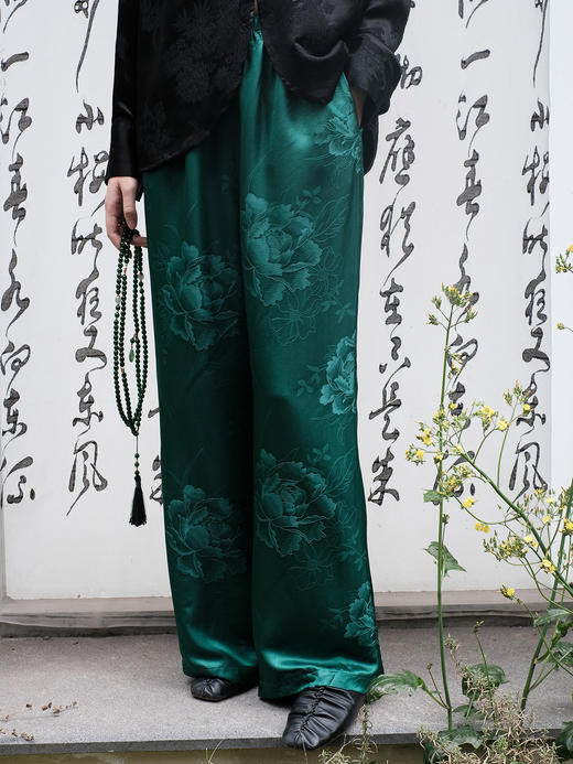 盛唐婧 |真丝缎牡丹花直筒阔腿裤 商品图2