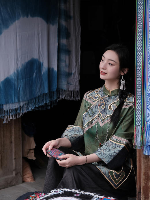 盛唐婧 |高货/重缎真丝香云纱竹纹外套[特价品] 商品图2