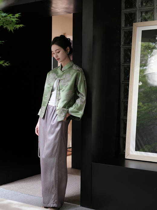 盛唐婧 |真丝库缎龙纹外套-绿色 商品图4