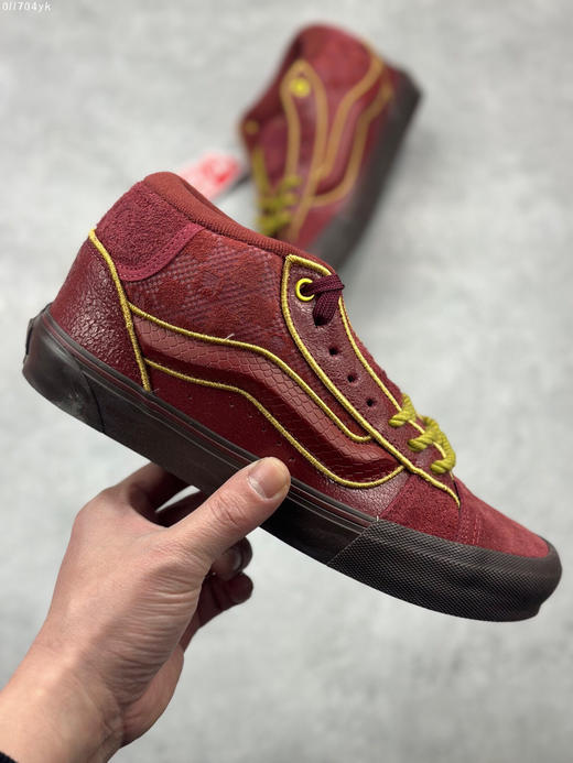 夏日特惠💰400 Vans Knu Mid 面包鞋中帮 龙年限定款 商品图3