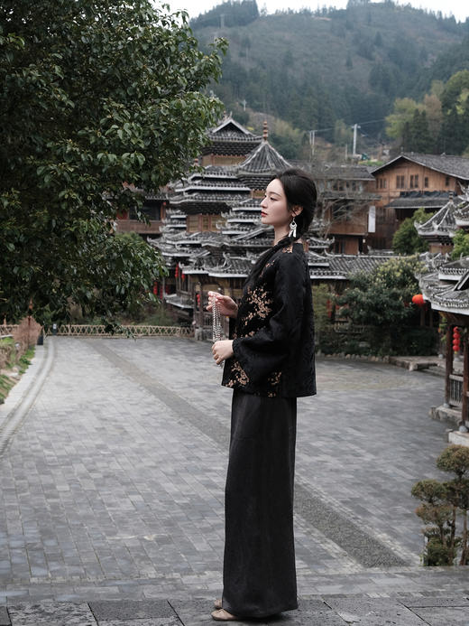 盛唐婧 |真丝宋锦折枝繁花外套 商品图4