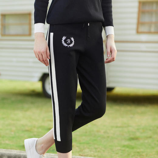 欧芮儿春装2019款女装黑白撞色运动套装女宽松刺绣百搭绣花两件套 商品图3