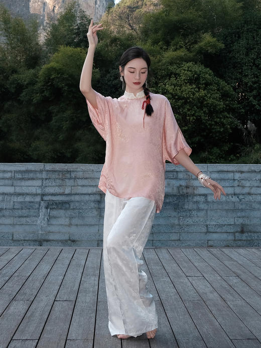 盛唐婧 |桃夭粉新中式国风提花上衣 商品图8