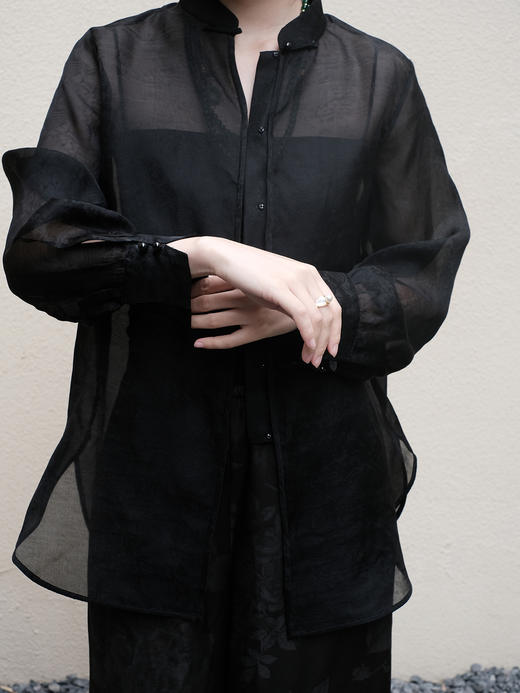盛唐婧 |手工扎染真丝绡上衣-黑色 商品图1