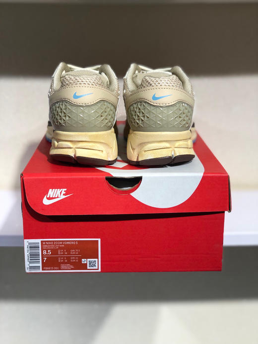 夏日特惠💰360 Nike Air Zoom Vomero 5 气垫 复古跑鞋 商品图6