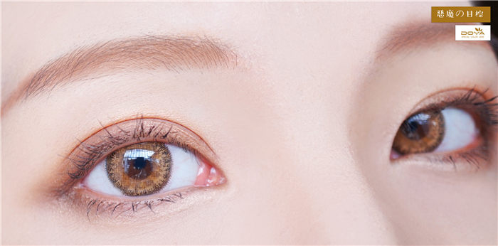 DOYA 恶魔之目棕色美瞳佩戴图