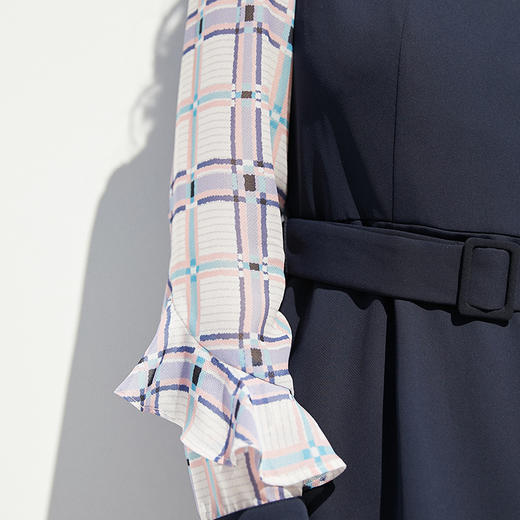 欧芮儿2019春装新款预售格子拼接雪纺连衣裙收腰显瘦荷叶边女裙子 商品图2