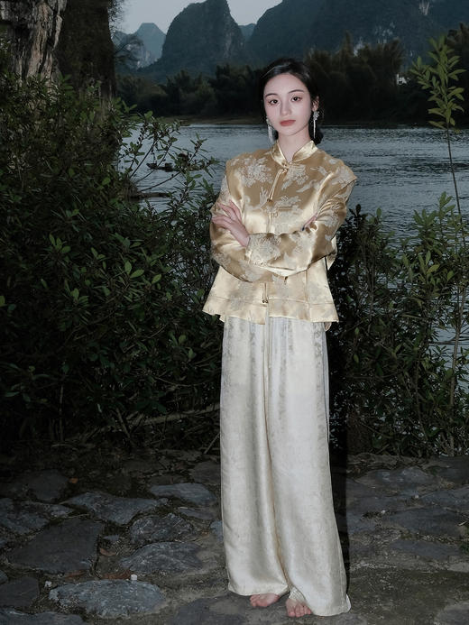 盛唐婧 |凤戏牡丹流苏铜扣外套 商品图11