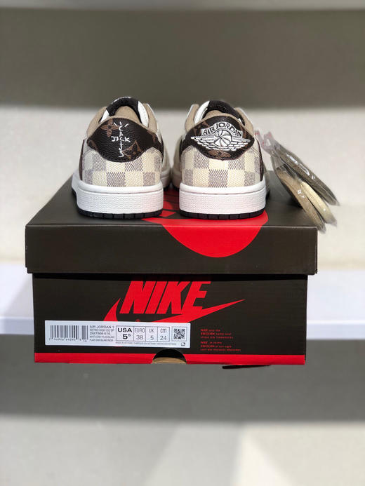 夏日特惠💰470 公司级 # 驴牌 LV x Air Jordan AJ1 Low OG SP 联名倒勾低帮 商品图6