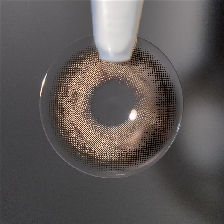 122_秋山绫棕21-0506  1 (1).jpg