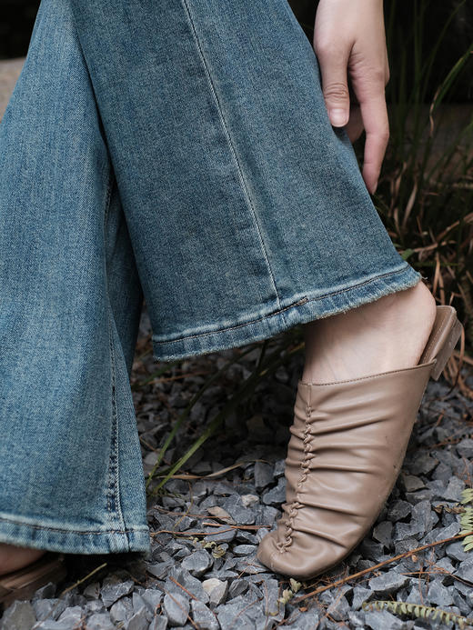 盛唐婧 |深蓝高腰牛仔微喇裤[特价品] 商品图3