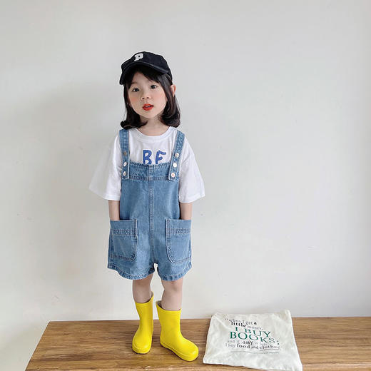 【夏日时尚单品，漂亮又洋气！】童装男女童牛仔背带短裤夏装宽松，2024新款中小童宝宝短裤洋气可爱-lm！-ry 商品图0