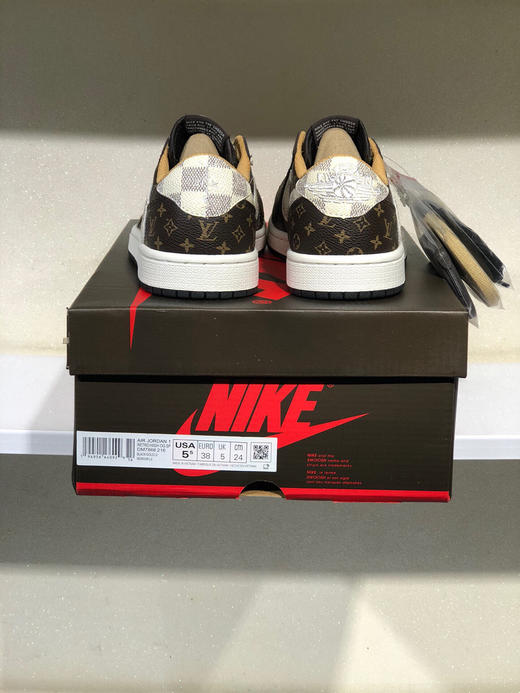 夏日特惠💰470 公司级 # 驴牌 LV x Air Jordan AJ1 Low OG SP 联名倒勾低帮 商品图6