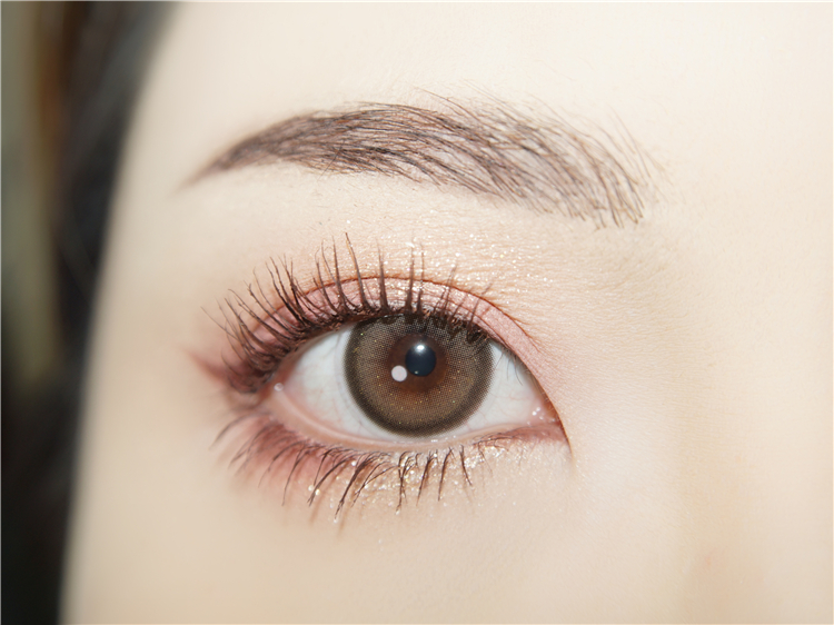 MOMO星褐实拍眼部  (1).jpg
