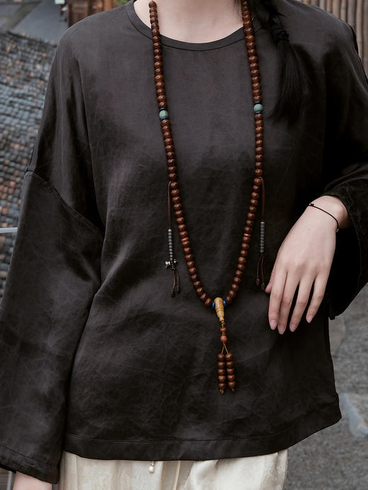 盛唐婧 |真丝重缎龟裂纹上衣 商品图2