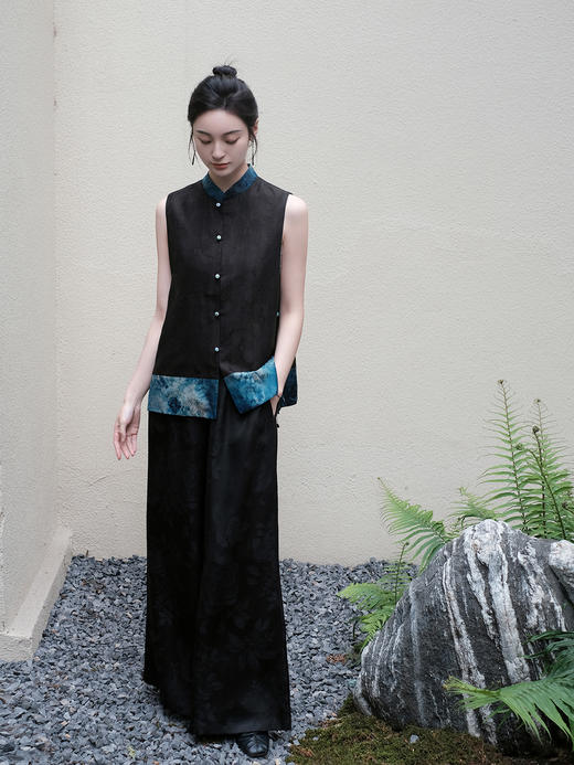 盛唐婧 |青花瓷两面穿扎染马甲  扎染面无扣子 商品图0