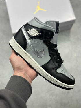 夏日特惠💰460 Air Jordan 1 Mid "Light Smoke Grey" 中帮 黑灰银AJ1 乔丹1代