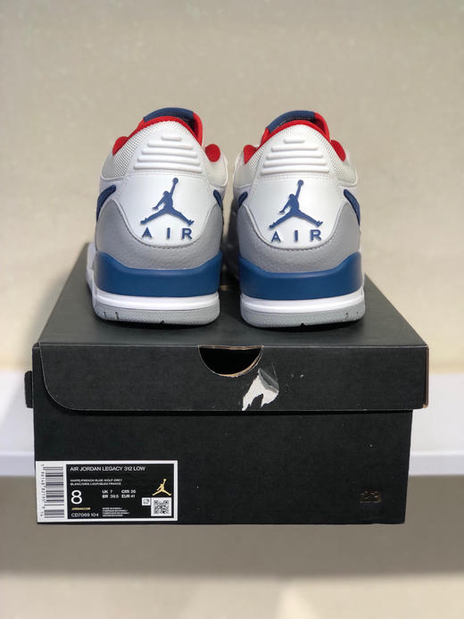 夏日特惠💰420 Air Jordan Legacy 312 头层皮打造市面高工艺有着交错结合的设计 商品图6