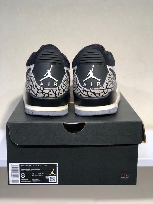 夏日特惠💰420 Air Jordan Legacy 312 头层皮打造市面高工艺有着交错结合的设计 商品图6