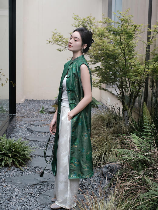 盛唐婧 |限量款/真丝宋锦梅兰竹菊四君子长款马甲 商品图5