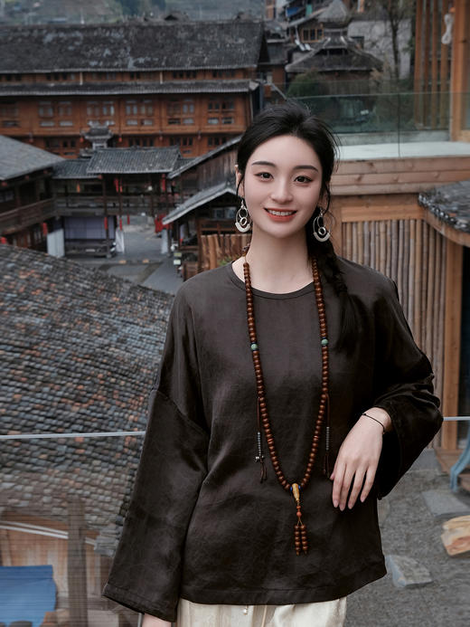盛唐婧 |真丝重缎龟裂纹上衣 商品图0