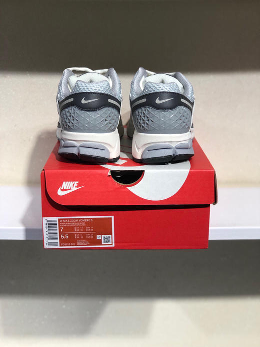 夏日特惠💰360 Nike Air Zoom Vomero 5 气垫 复古跑鞋 商品图6