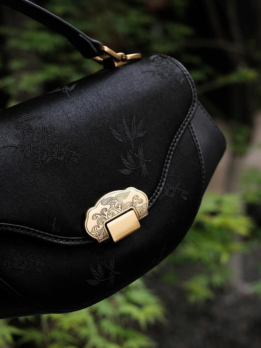 盛唐婧 |真丝香云纱梅兰竹菊手提包（特价品）(特殊商品不退不换) 商品图3