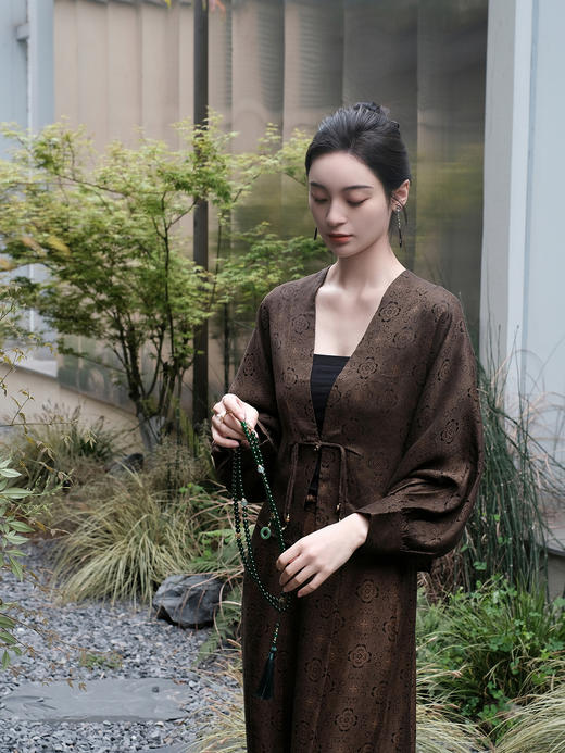 盛唐婧 |真丝绞罗复古对襟外套 商品图4