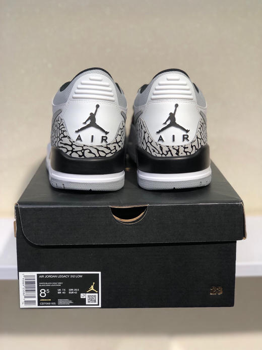 夏日特惠💰420 Air Jordan Legacy 312 头层皮打造市面高工艺有着交错结合的设计 商品图6