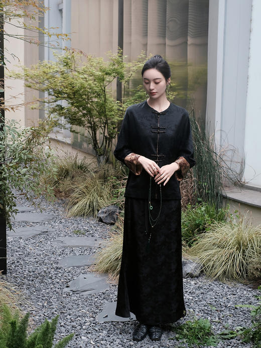 盛唐婧 |重磅香云纱山水仙鹤纹金线提花外套 商品图6