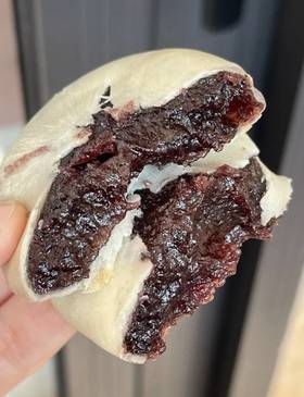 【纯手工绿豆饼】🕐➕0.01换购绿豆饼一盒💥内馅饱满，口口软糯，还能拉丝😋 好吃的手工-老式绿豆饼 💕小时候的味道满满的回忆