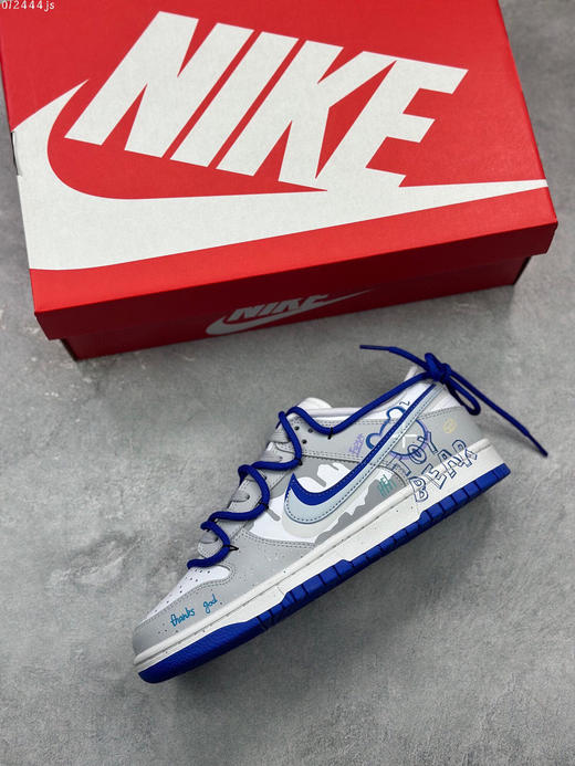 夏日特惠💰460 Nike Dunk Low 绑带定制 灰宝蓝
此款设计灵感来源于轻定制 商品图2