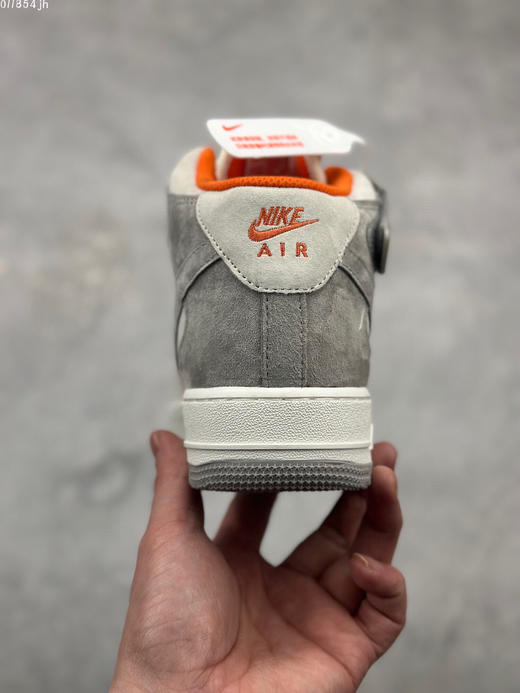 夏日特惠💰470 官方同步发售 公司级 Nike Air Force 1 'Mid 07 灰橙麂皮 空军一号中帮休闲板鞋 商品图7