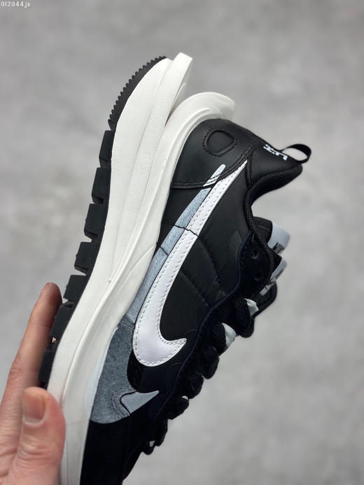 夏日特惠💰460 Sacai x NIKE VAPORWAFFLE 
联名解构走秀款 纯原版本 商品图5