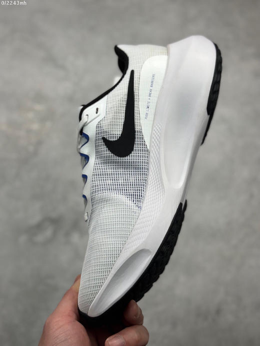 夏日特惠💰330 Nike Zoom Fly 5 耐克超弹轻盈跑步鞋 商品图6