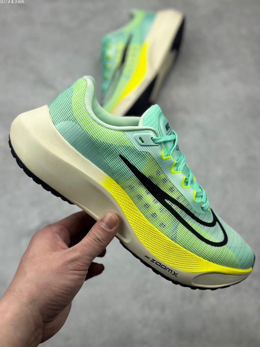 夏日特惠💰330 Nike Zoom Fly 5 耐克超弹轻盈跑步鞋 商品图3