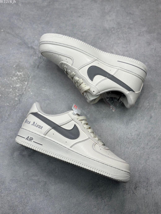 夏日特惠💰430 外贸版本 美潮奢牌 Vlone × Nike Air Force 1'07 Low 联名白灰 空军一号低帮休闲版鞋 商品图4