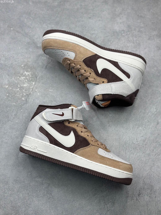 夏日特惠💰470 公司级 Nike Air Force 1 MID ’07 麂皮 咖啡豆配色 空军一号中帮休闲板鞋 商品图4