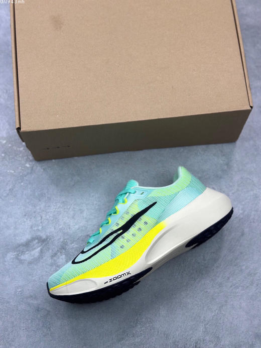 夏日特惠💰330 Nike Zoom Fly 5 耐克超弹轻盈跑步鞋 商品图2