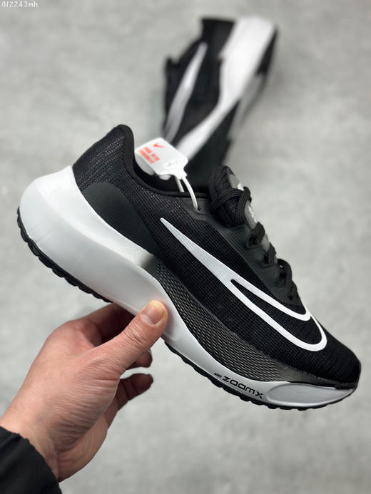 夏日特惠💰330 Nike Zoom Fly 5 耐克超弹轻盈跑步鞋 商品图3