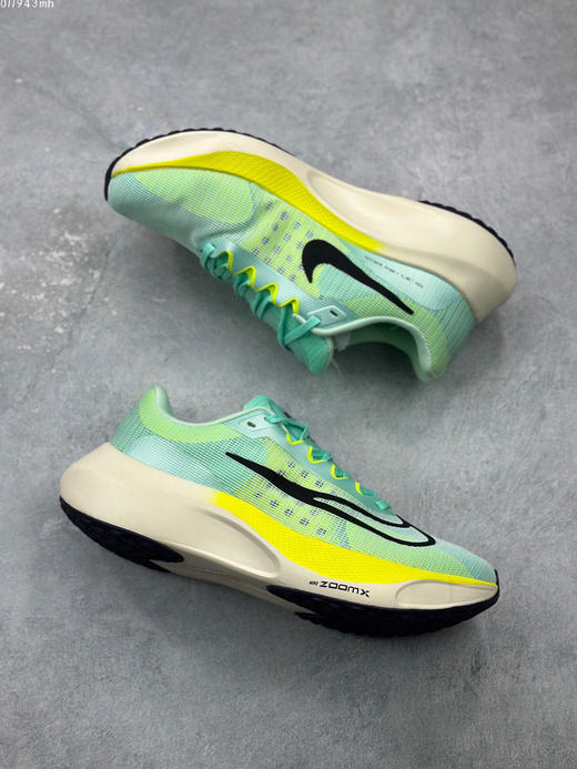 夏日特惠💰330 Nike Zoom Fly 5 耐克超弹轻盈跑步鞋 商品图4