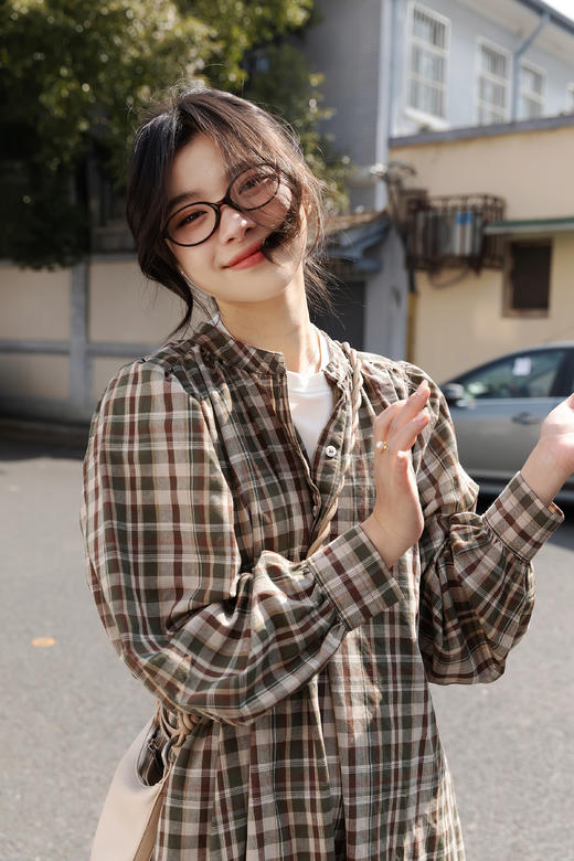 M家知识分子椭圆板材眼镜框平光镜（不防蓝光） 商品图0