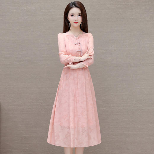 QYM-6628106中式连衣裙复古盘扣长袖粉色中长裙时尚女装高腰A字裙 商品图5