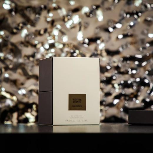 又来给到大家分享香水了～ 岩兰草是我春夏用的最多的香水！ 商品图1