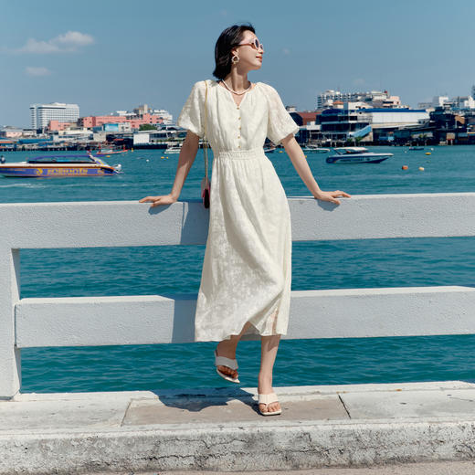 【严选】伊芙丽小法式优雅气质撞色高级感重工提花连衣裙女2024夏装新款1F4990631 商品图1